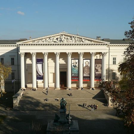 Museum View Apartment Budapeszt Zewnętrze zdjęcie